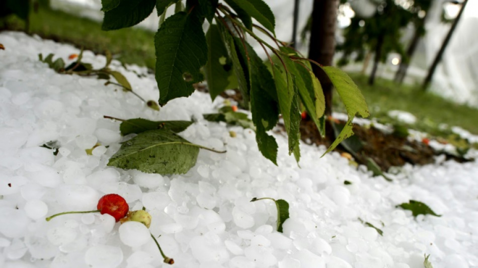 Orages de gr&ecirc;le et fortes pluies dans le Sud-Ouest, un train &eacute;vacu&eacute;