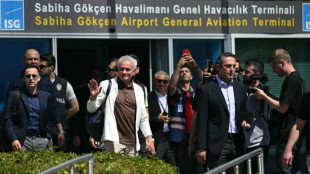 Mourinho já está em Istambul para assinar com o Fenerbahçe