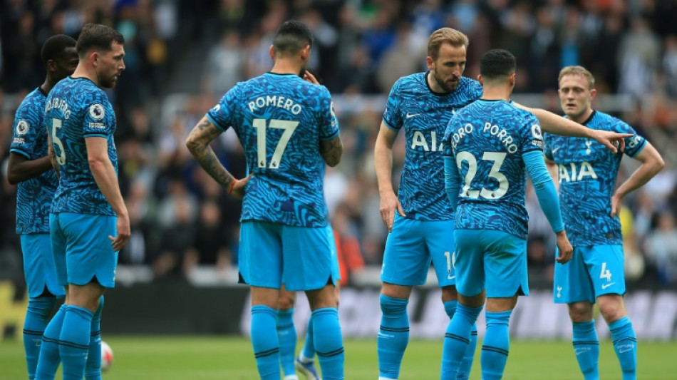 Ap&oacute;s goleada para o Newcastle, jogadores do Tottenham decidem reembolsar torcedores