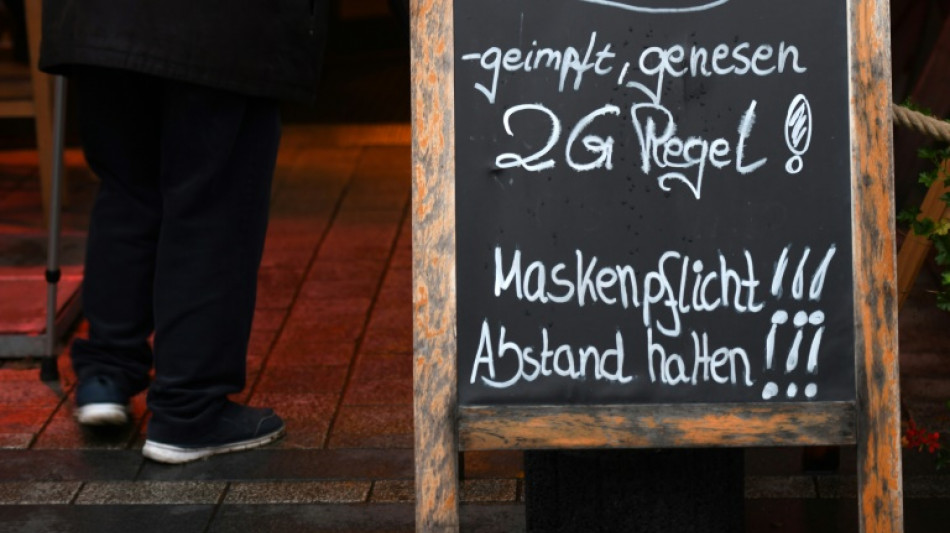 Studie: Pandemie belastete Frauen mehr als M&auml;nner