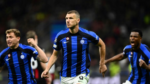 Inter vence Milan (2-0) e abre vantagem nas semis da Champions