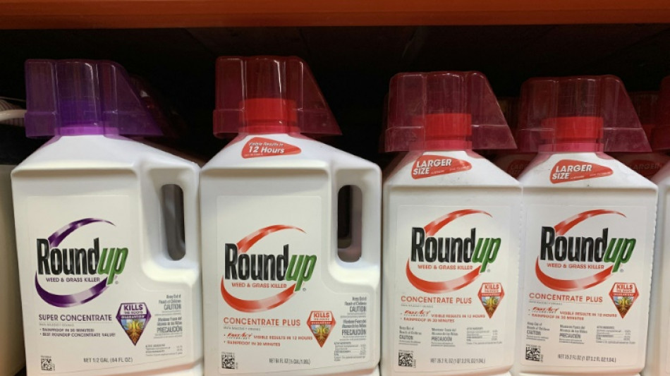 Glyphosate: des ONG s'inqui&egrave;tent apr&egrave;s une &eacute;tude &eacute;voquant des risques de cancer 