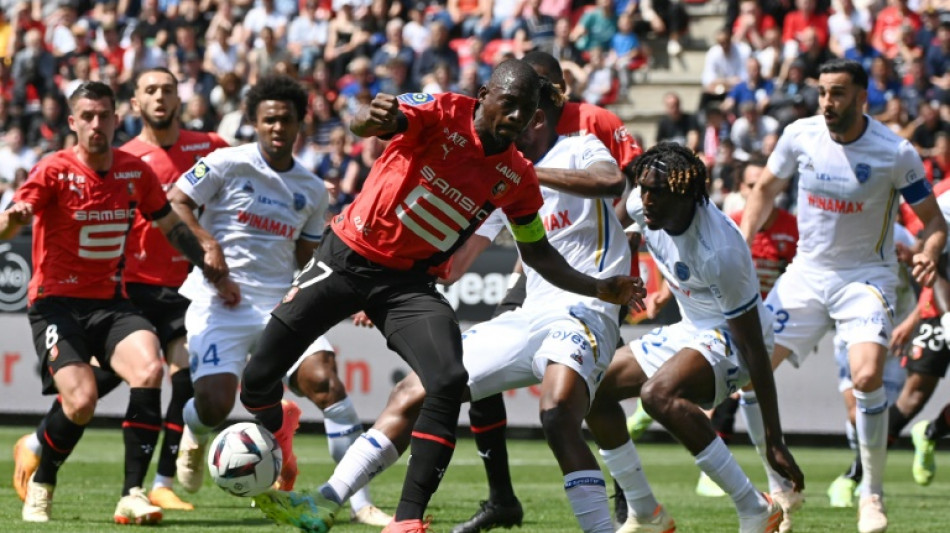 Monaco e Lille empatam (0-0); Troyes &eacute; goleado pelo Rennes (4-0) e cai para Ligue 2
