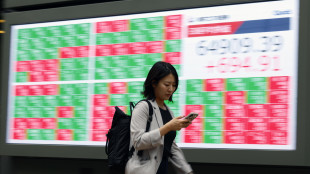 Borsa: Asia contrastata, mercato guarda a dati chiave occupazione negli Usa