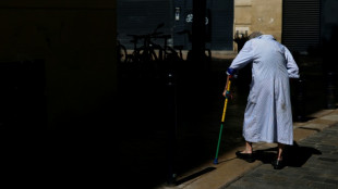 France set for hottest day yet of heatwave