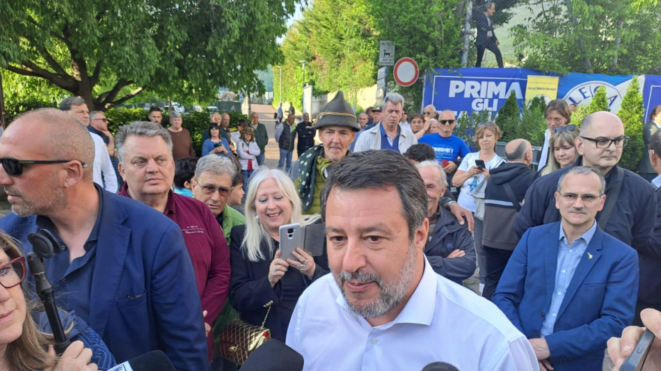 Salvini, chi vuole nuove armi e guerre non &egrave; amico dell'Italia