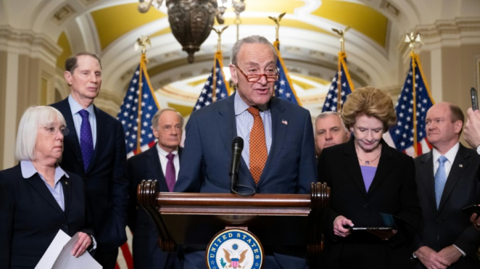 Senadores dos EUA anunciam plano para combater influ&ecirc;ncia da China