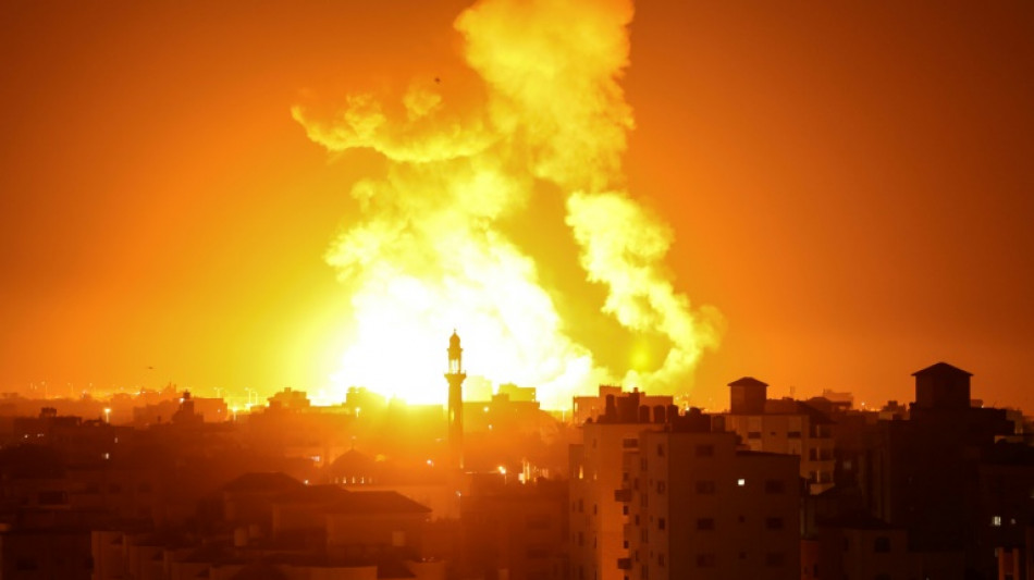 Ataques israel&iacute;es en Gaza tras disparos de cohetes