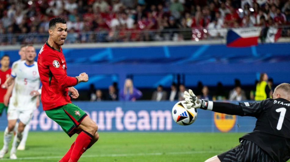 Siegtreffer in der Nachspielzeit: Guter Start f&uuml;r Portugal