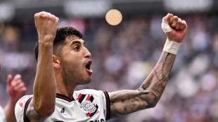 Allemagne: vainqueur &agrave; Francfort (5-1), Leverkusen toujours en course pour la saison parfaite
