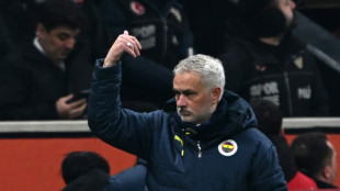 Galatasaray acusa Mourinho de 'coment&aacute;rios racistas' ap&oacute;s cl&aacute;ssico