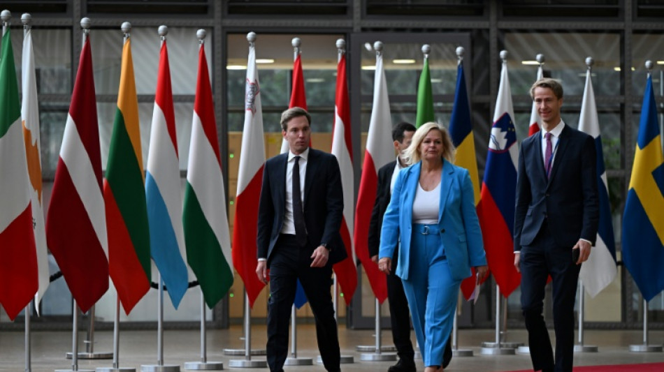 UE promete acordo sobre reforma do pacto migrat&oacute;rio 'nos pr&oacute;ximos dias'