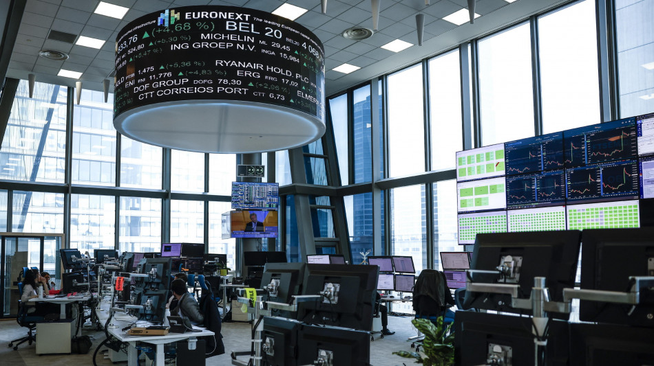 Borsa: l'Europa in ordine sparso, pesano incertezze sui dazi