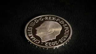 Erste britische Münzen mit Abbild von neuem König Charles III. ausgegeben