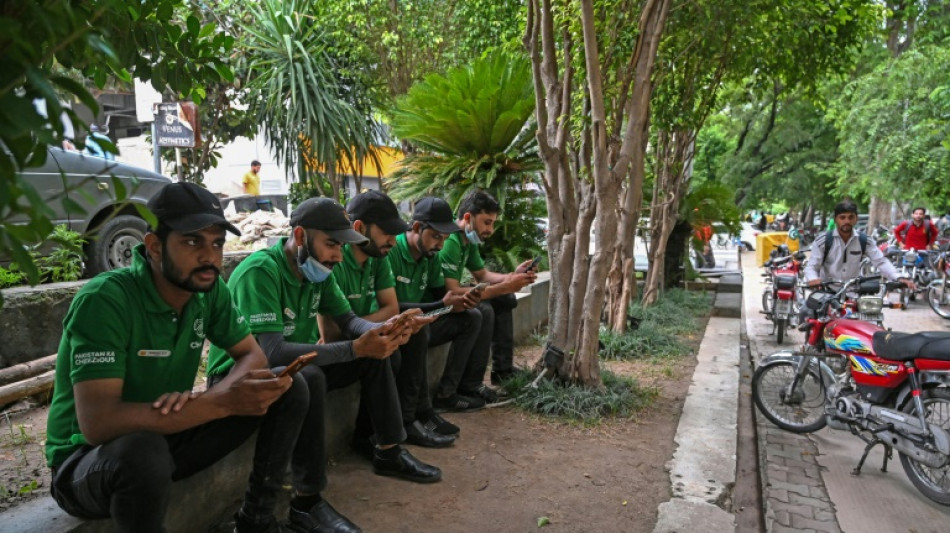 Activistas pakistan&iacute;es denuncian como censura la ralentizaci&oacute;n de internet