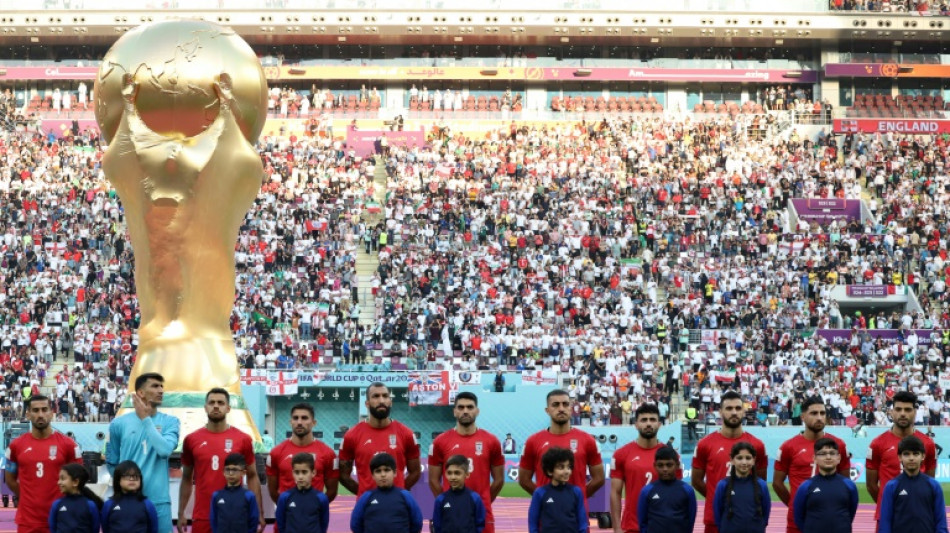 Los futbolistas de Irán e Inglaterra mandan gestos reivindicativos en el Mundial