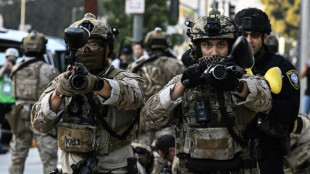 Fuzileiros patrulham ruas de Los Angeles por ordem de Trump