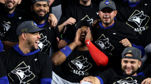 Jays down Yankees to advance in MLB playoffs as Tigers, Cubs stay alive