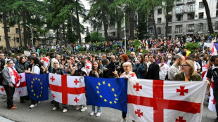 Nuevas protestas en Georgia tras aprobación de una ley que la aleja de la UE