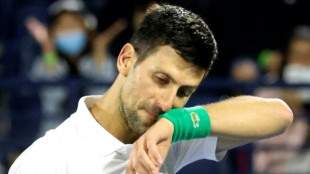 Djokovic cae en Dubái y cederá el número uno a Medvedev
