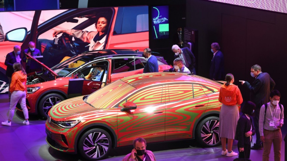 P&eacute;nurie de puces: les ventes europ&eacute;ennes d'automobiles en chute libre en 2021