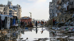 Gaza: premiers déchargements d'aide sur la côte, les corps de trois otages rapatriés