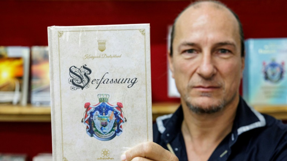 Excentriques ou extr&eacute;mistes? Les &eacute;nigmatiques "Citoyens du Reich"