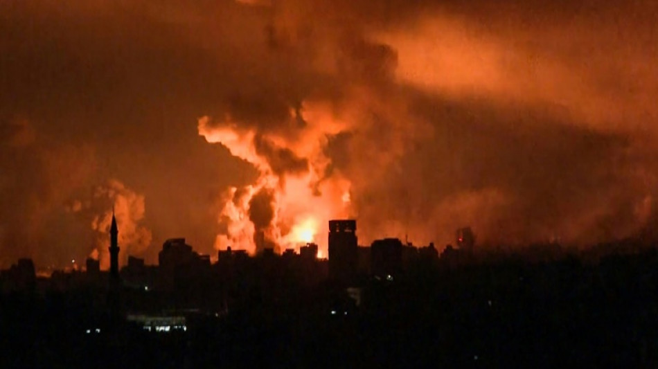 Violents combats &agrave; Gaza selon le Hamas, intenses frappes isra&eacute;liennes 