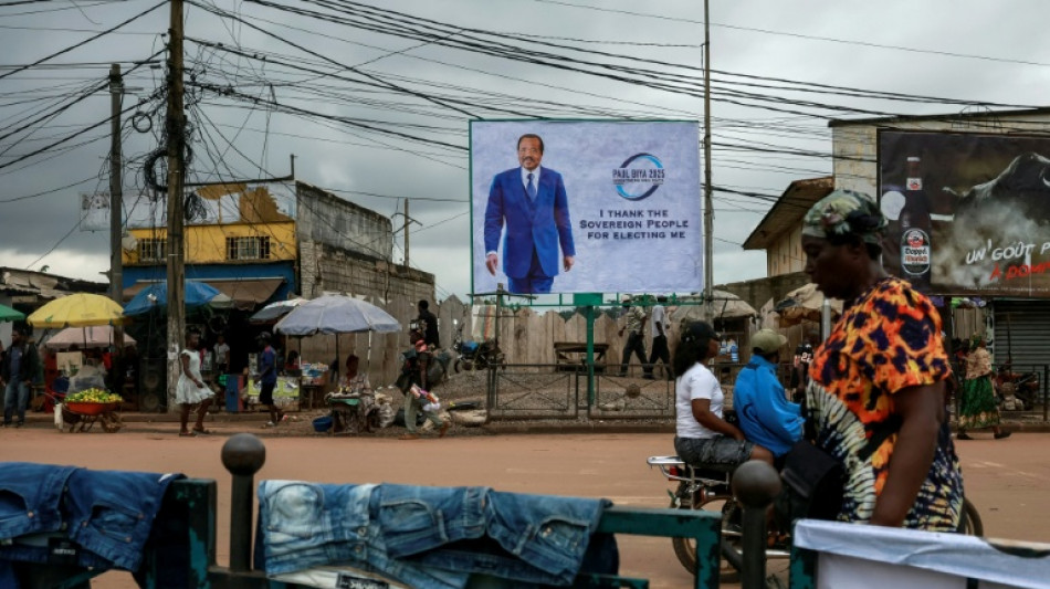 Pr&eacute;sidentielle au Cameroun: le gouvernement admet des morts, l'UE d&eacute;plore la "r&eacute;pression violente"