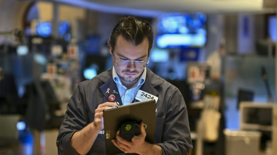 Nouveaux records pour Nasdaq et S&P 500 &agrave; Wall Street, espoir d'une baisse de taux