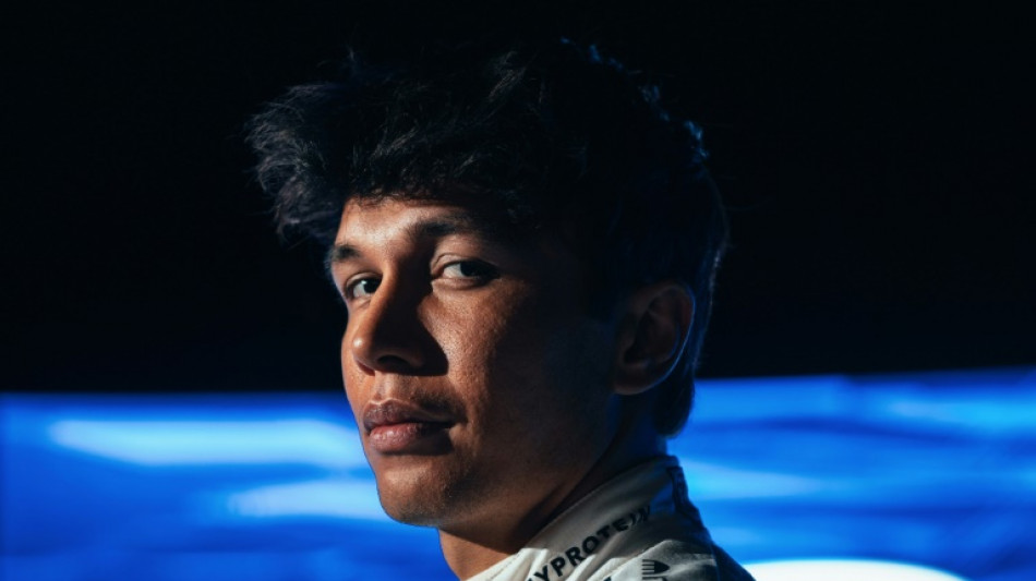 Williams revela que Alex Albon tem contrato at&eacute; 2025