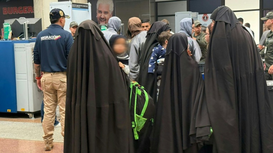 Col&ocirc;mbia expulsa membros de seita judaica e os entrega a autoridades dos EUA