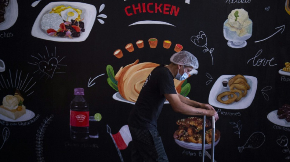 Tras la pandemia, la inflación golpea a la afamada gastronomía peruana