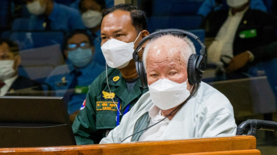 El l&iacute;der de los Jemeres Rojos va a prisi&oacute;n en Camboya para cumplir una pena por genocidio