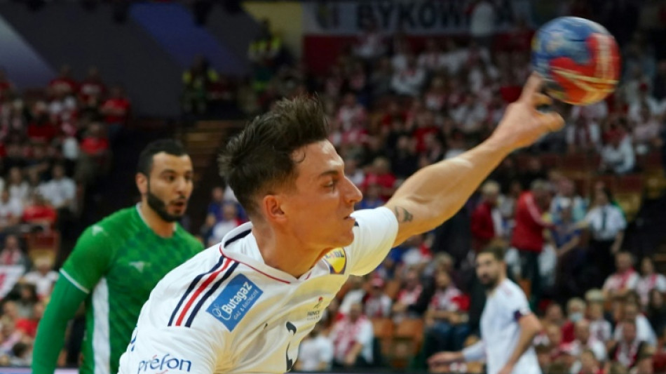 Hand: les Bleus, tranquille vainqueur des Saoudiens, qualifi&eacute;s pour le tour principal