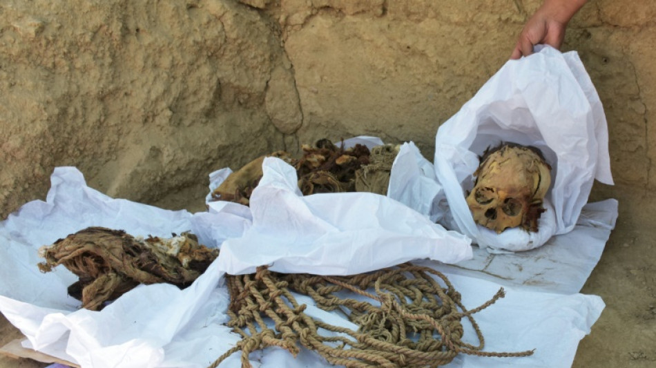 M&uacute;mia de adolescente de cerca de 800 anos &eacute; descoberta no Peru