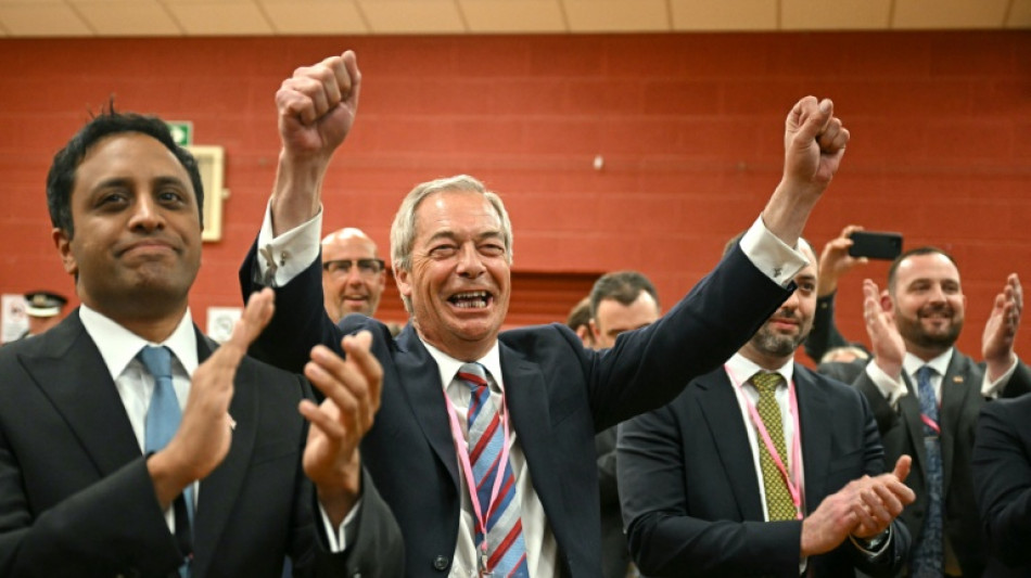 La extrema derecha brit&aacute;nica afianza su ascenso y quita un esca&ntilde;o a los laboristas