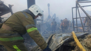 Zahl der Todesopfer nach Raketenangriff auf Einkaufszentrum in Ukraine steigt auf 16