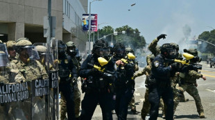 La garde nationale d&eacute;ploy&eacute;e &agrave; Los Angeles, Trump pr&ecirc;t &agrave; envoyer des troupes partout o&ugrave; n&eacute;cessaire