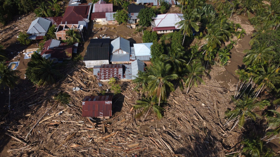 Le alluvioni devastano il sud dell'Asia, oltre 1.100 morti