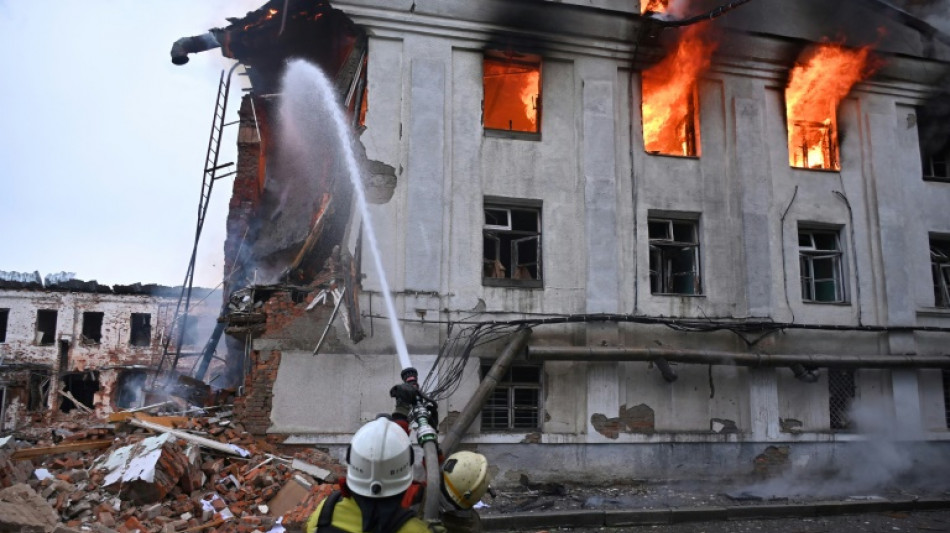 Russia, Ukraine accuse each other of delaying POW swap