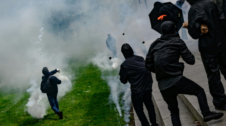 Pa&iacute;ses denunciam na ONU racismo e viol&ecirc;ncia policial na Fran&ccedil;a