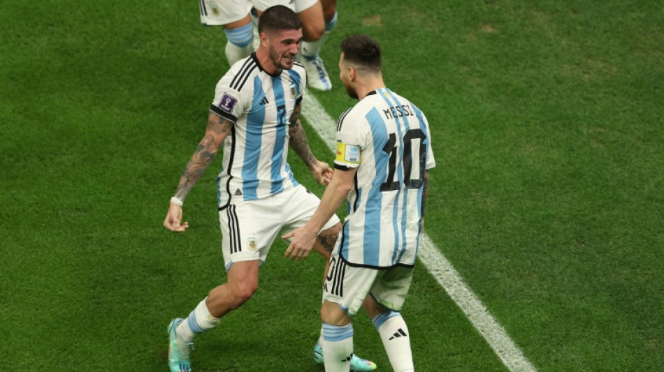 Messi no est&aacute; tan solo con Argentina en el Mundial-2022