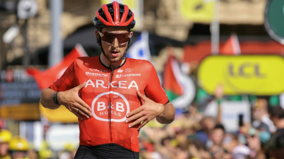 Berliner Tageszeitung Pogacar takes Tour de France lead as French