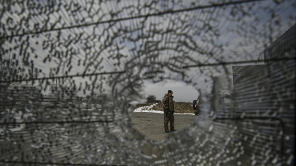 Ukraine: les troupes russes se rapprochent de Kiev, avant des pourparlers en Turquie