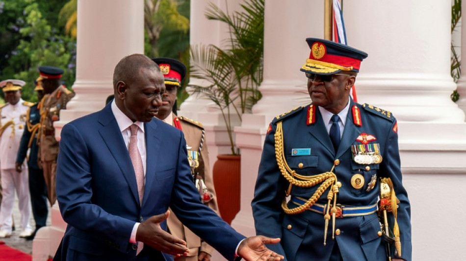 Kenya: le chef des arm&eacute;es et neuf responsables militaires tu&eacute;s dans un crash d'h&eacute;licopt&egrave;re