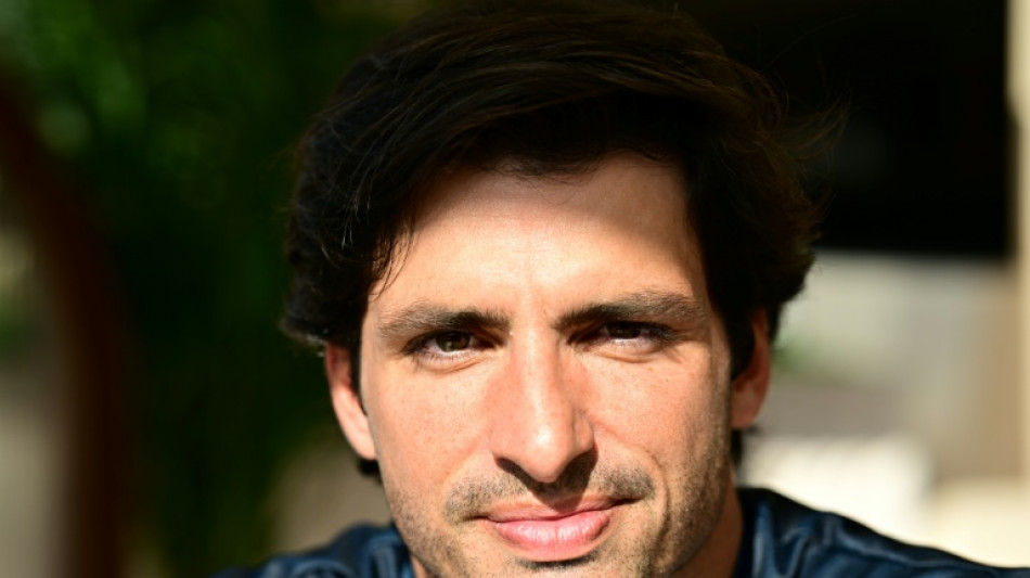 "Hay que darse un tiempo" con nuevo reglamento de F1, dice Carlos Sainz a la AFP