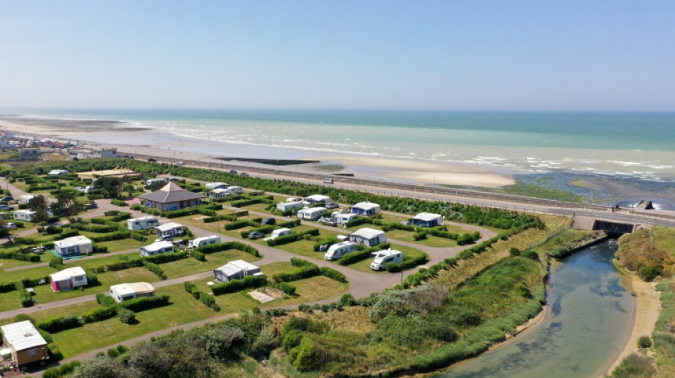 La mer monte mais l'homme tarde &agrave; d&eacute;m&eacute;nager faute de moyens