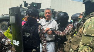 Equador processa México na CIJ por conceder asilo a ex-vice-presidente Glas