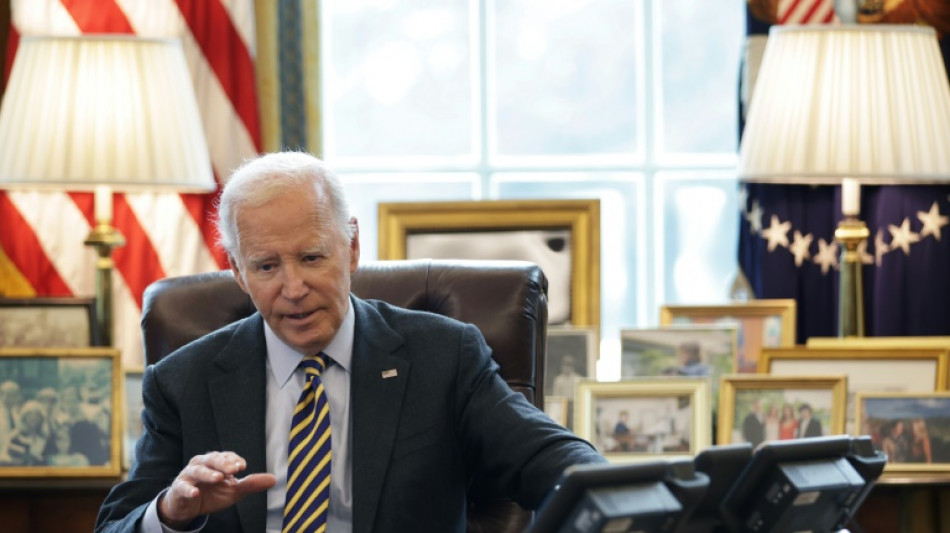 Biden retira Cuba da lista de pa&iacute;ses patrocinadores do terrorismo